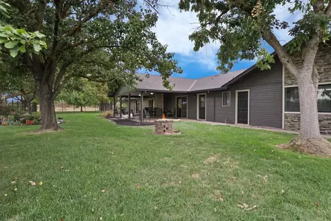 Exterior - 11700 E Mayers, Acampo, CA 95220 photo 10 of 22