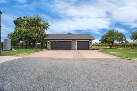 Exterior - 11700 E Mayers, Acampo, CA 95220 photo 6 of 22