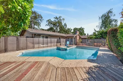 Exterior - 1535 Mission Ave, Carmichael, CA 95608 photo 12 of 16
