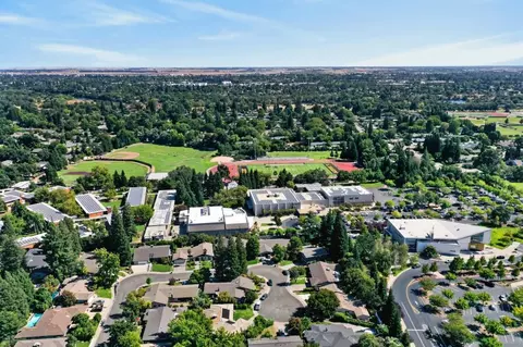 View/Area - 1535 Mission Ave, Carmichael, CA 95608 photo 3 of 6