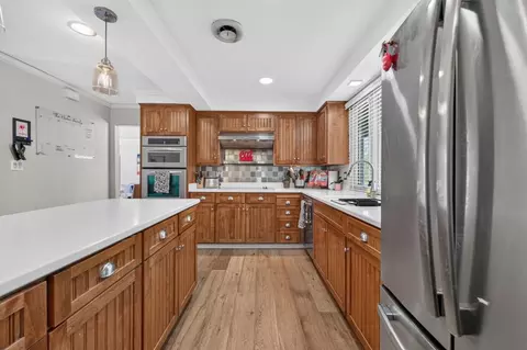 Kitchen - 1535 Mission Ave, Carmichael, CA 95608 photo 4 of 10