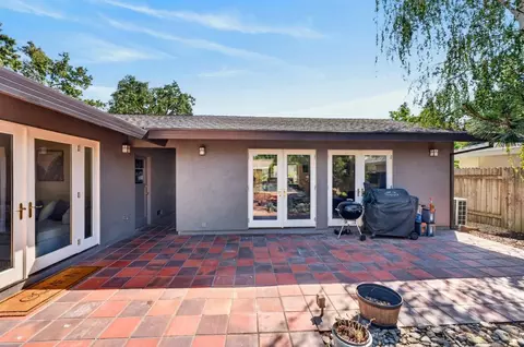 Exterior - 1535 Mission Ave, Carmichael, CA 95608 photo 7 of 16