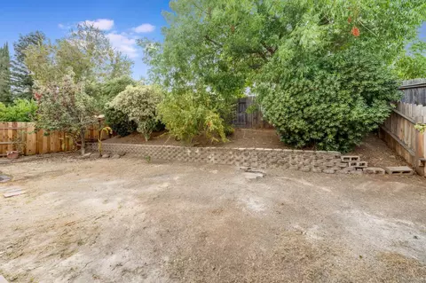 Exterior - 8313 Bellsbrae Dr, Antelope, CA 95843 photo 11 of 12