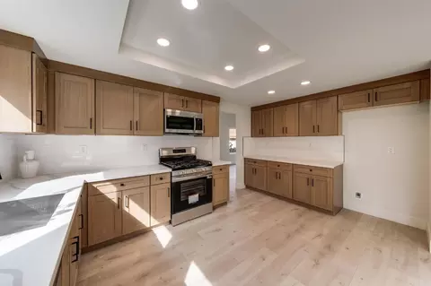 Kitchen - 8313 Bellsbrae Dr, Antelope, CA 95843 photo 2 of 4