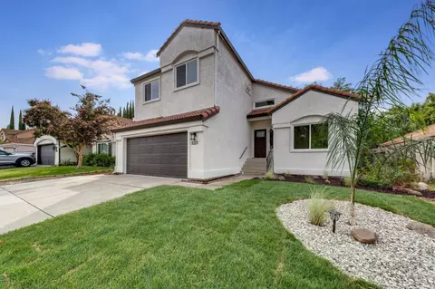 Exterior - 8313 Bellsbrae Dr, Antelope, CA 95843 photo 2 of 12