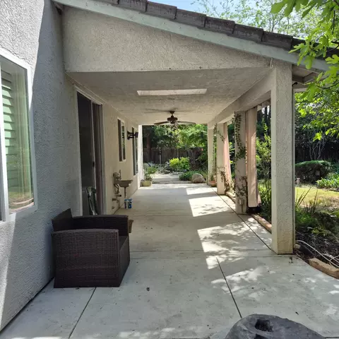 Exterior - 2604 Javan Ln, Carmichael, CA 95608 photo 3 of 11