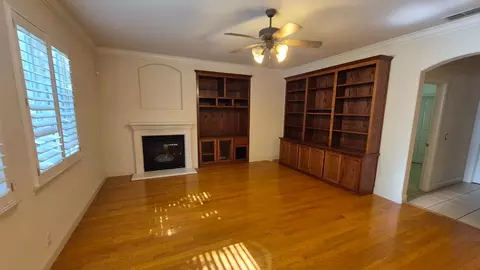 Living - 2604 Javan Ln, Carmichael, CA 95608 photo 1 of 6