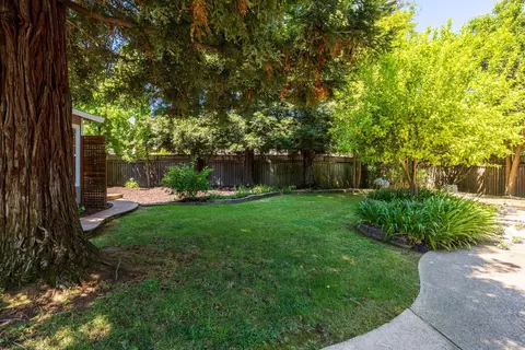 Exterior - 5531 North Ave, Carmichael, CA 95608 photo 4 of 8