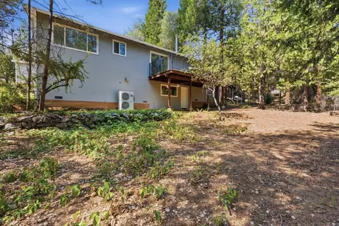 Exterior - 830 Sheep Ranch Rd, Murphys, CA 95247 photo 6 of 9