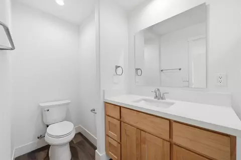 Bath - 830 Sheep Ranch Rd, Murphys, CA 95247 photo 2 of 3