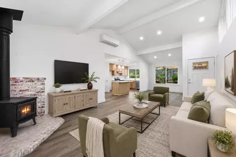 Living - 830 Sheep Ranch Rd, Murphys, CA 95247 photo 4 of 7