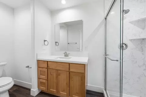 Bath - 830 Sheep Ranch Rd, Murphys, CA 95247 photo 1 of 3