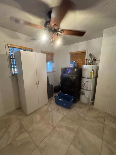 Other - 541 High St, Modesto, CA 95354 photo 2 of 5