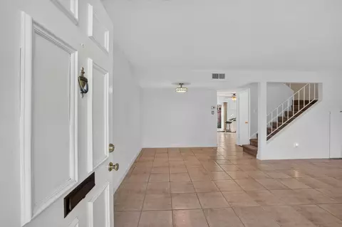 6305 Wexford Cir, Citrus Heights, CA 95621