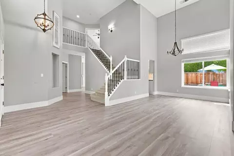 Living - 2065 Archer Cir, Rocklin, CA 95765 photo 2 of 7