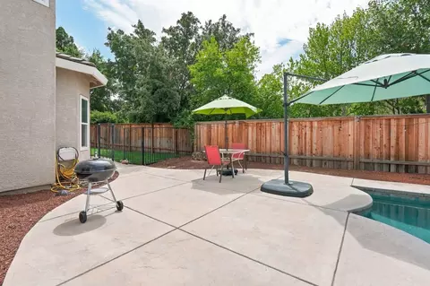 Exterior - 2065 Archer Cir, Rocklin, CA 95765 photo 9 of 9