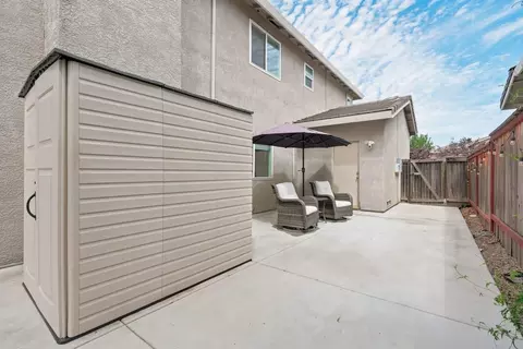 Exterior - 2065 Archer Cir, Rocklin, CA 95765 photo 5 of 9