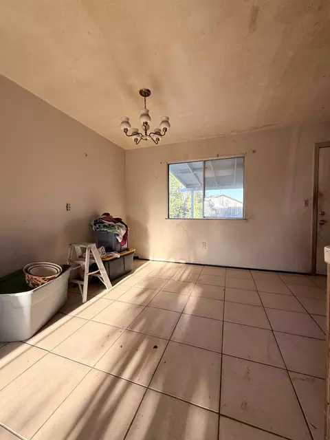 621 Funston Way, Modesto, CA 95357 photo 2