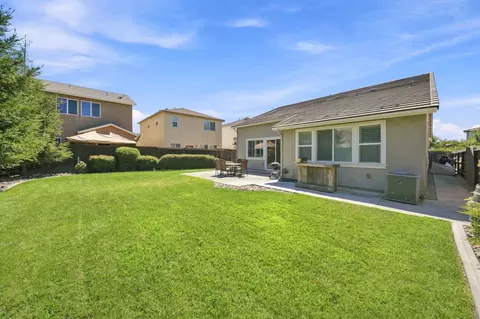 Exterior - 2725 Greenleaf St, Manteca, CA 95337 photo 7 of 7