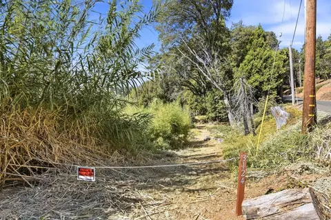 3124 Meyers Rd, Camino, CA 95709
