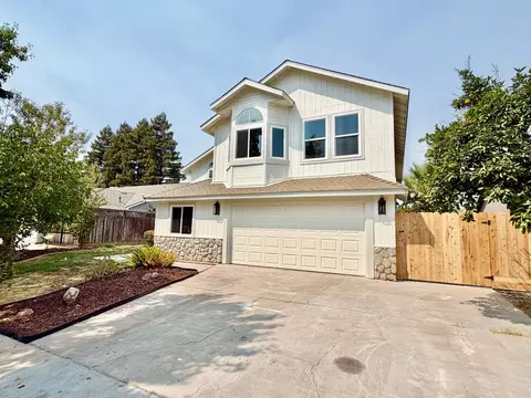 Exterior - 1167 Mirror Lake Dr, Merced, CA 95340 photo 3 of 4
