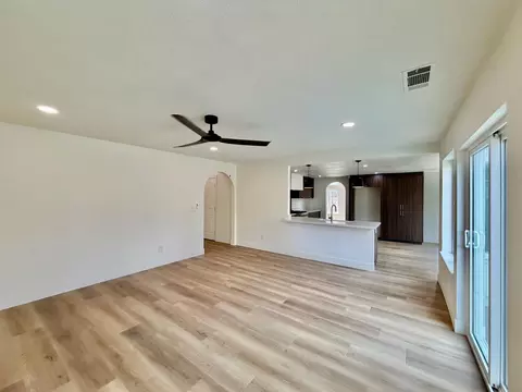 Living - 1167 Mirror Lake Dr, Merced, CA 95340 photo 6 of 8