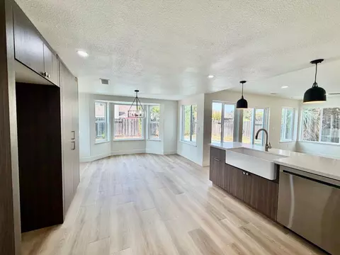 Dining - 1167 Mirror Lake Dr, Merced, CA 95340 photo 1 of 1