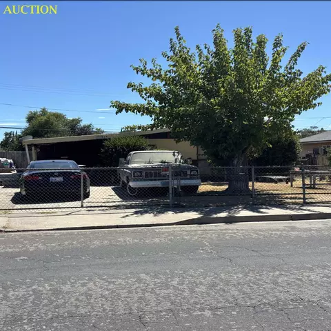 Exterior - 1528 W 9th St, Merced, CA 95341 photo 2 of 7
