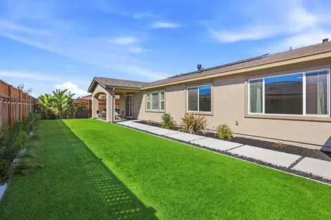 Exterior - 313 Adora Ln, Oakley, CA 94561 photo 6 of 11