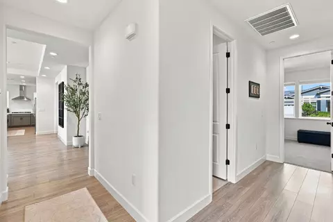 Entry Way - 313 Adora Ln, Oakley, CA 94561 photo 2 of 4