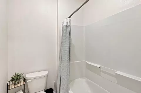 Bath - 313 Adora Ln, Oakley, CA 94561 photo 6 of 7