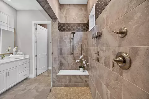 Bath - 1347 Cascade Way, Lincoln, CA 95648 photo 5 of 7