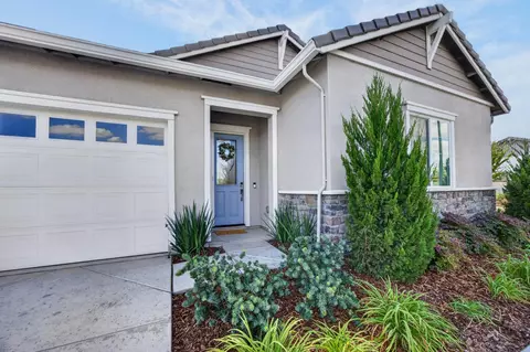 Exterior - 1347 Cascade Way, Lincoln, CA 95648 photo 2 of 13