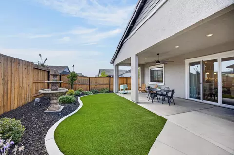 Exterior - 1347 Cascade Way, Lincoln, CA 95648 photo 5 of 13
