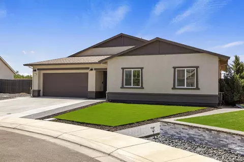 Exterior - 2697 Adams Ln, Manteca, CA 95337 photo 3 of 8