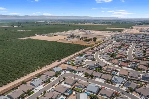View/Area - 2697 Adams Ln, Manteca, CA 95337 photo 10 of 11