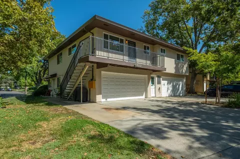 Exterior - 1902 El Paso Ave #4, Davis, CA 95618 photo 1 of 3
