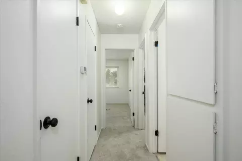 Entry Way - 1902 El Paso Ave #4, Davis, CA 95618 photo 1 of 1