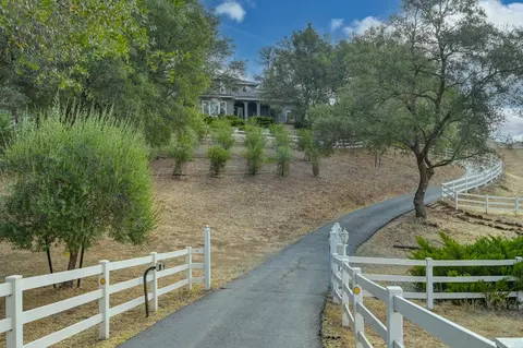 Exterior - 2881 Countryside Dr, Placerville, CA 95667 photo 3 of 25