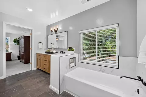 Bath - 2881 Countryside Dr, Placerville, CA 95667 photo 3 of 6