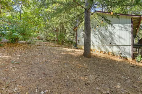 Exterior - 281 Glenbrook Dr, Grass Valley, CA 95945 photo 5 of 19