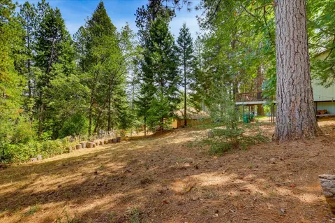 Exterior - 281 Glenbrook Dr, Grass Valley, CA 95945 photo 14 of 19