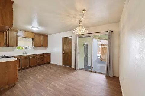 Other - 992 E Alameda St, Manteca, CA 95336 photo 4 of 5