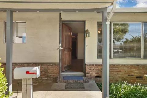Other - 992 E Alameda St, Manteca, CA 95336 photo 3 of 5