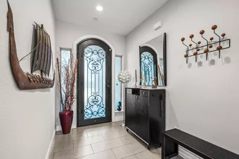 Entry Way - 2605 Gunn Rd, Carmichael, CA 95608 photo 1 of 4