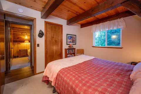 Bedroom - 2437 Chamonix Dr, Arnold, CA 95223 photo 4 of 8