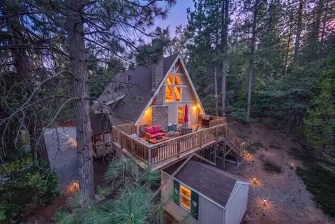 Exterior - 2437 Chamonix Dr, Arnold, CA 95223 photo 2 of 13