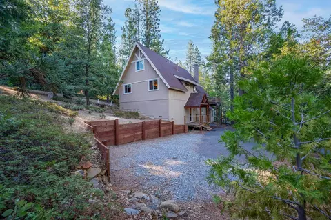 Exterior - 2437 Chamonix Dr, Arnold, CA 95223 photo 5 of 13