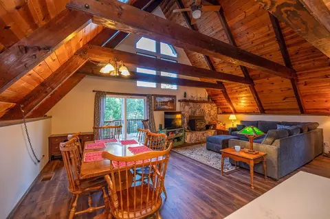 Dining - 2437 Chamonix Dr, Arnold, CA 95223 photo 3 of 4