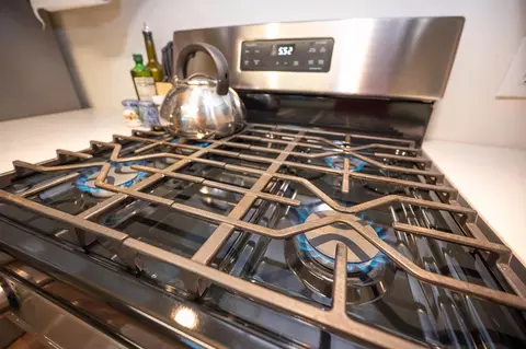 Kitchen - 2437 Chamonix Dr, Arnold, CA 95223 photo 7 of 8